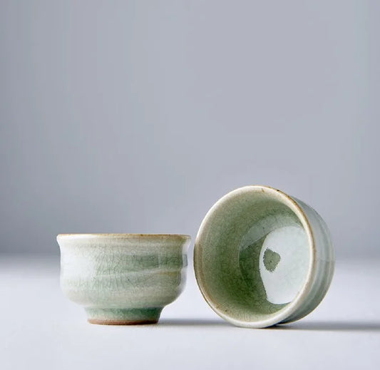 MINOYAKI OCHOKO vaso sake licor nihonshu celadón 35 ml GIFU