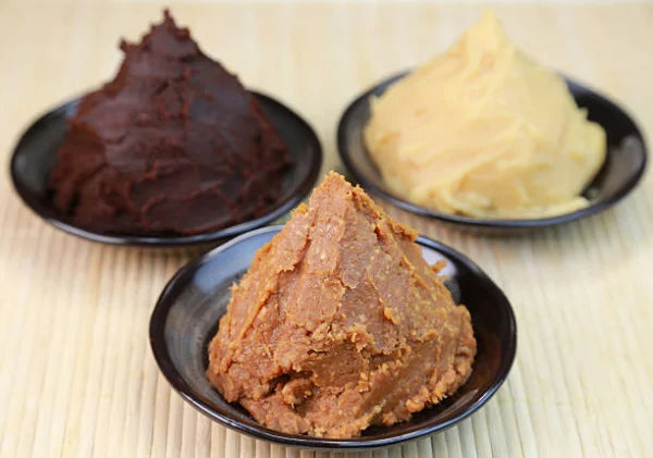 MISO japonés auténtico salsa pasta picante 150 g