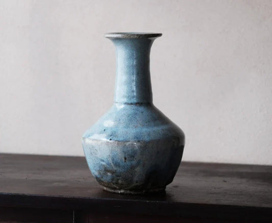 Descubre la artesania ceramica tradicional coreana originaria de Hoeryong precursora del estilo Karatsuyaki esmalte lechoso a base de ceniza de paja