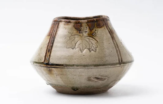 Ofuke ofukei yaki ceramica tradicional japonesa producida por el clan Owari Tokugawa